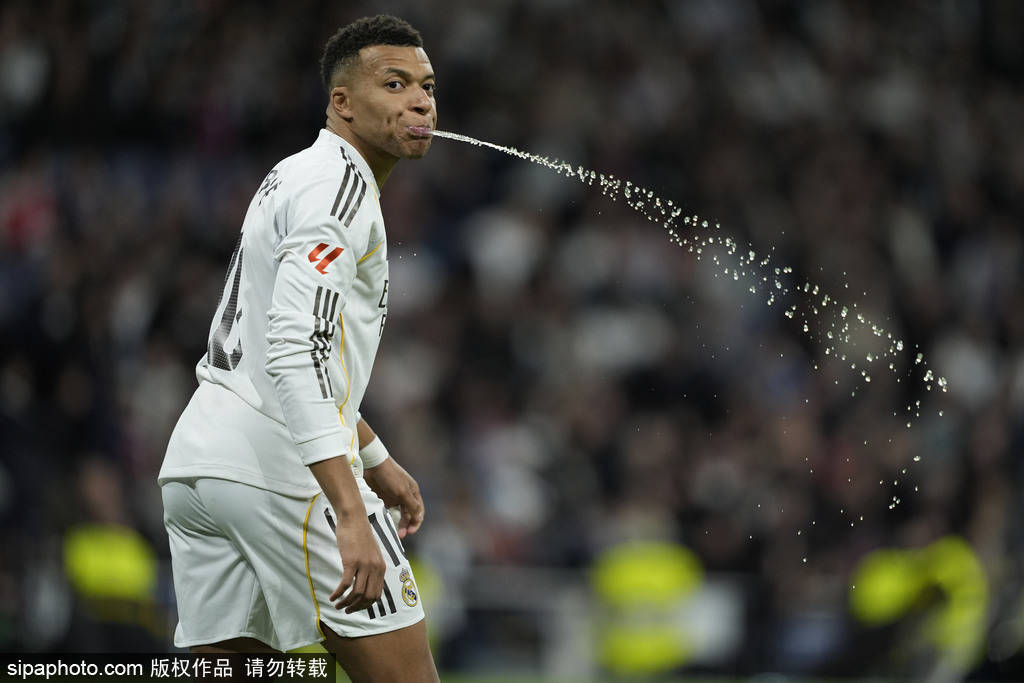 观战台：纽卡火拼曼城+蓝军死磕枪手 皇马巴萨战国王杯